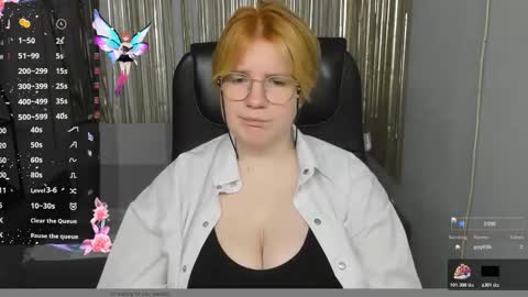 Katerina online show from October 2025 09:08:02 PM