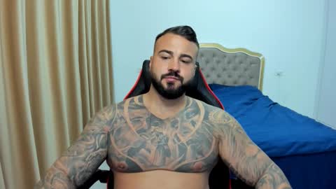  Javi  online show from October 2025 09:56:01 PM