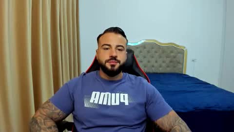  Javi  online show from November 2025 09:57:01 PM