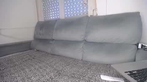 Javier  online show from December 2024 07:52:02 PM