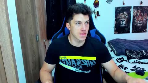 Javier online show from February 2025 06:21:01 PM