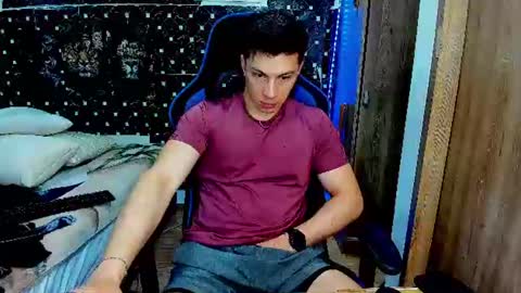 Snapshot of javiersexymann chatting on July 2026 05:47:01 AM Javier online show from July 2026 05:47:01 AM