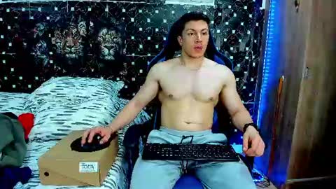 Snapshot of javiersexymann chatting on August 2026 06:01:02 AM Javier online show from August 2026 06:01:02 AM