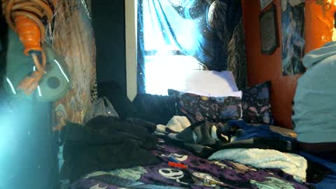 Snapshot of jax_skyfallin chatting on February 2025 01:00:02 PM jaxxx666 online show from February 2025 01:00:02 PM