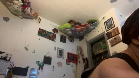 Snapshot of jax_skyfallin chatting on September 2025 03:35:02 PM jaxxx666 online show from September 2025 03:35:02 PM