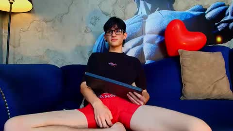 Snapshot of jax_valentine chatting on February 2026 11:12:01 PM Jax Valentine online show from February 2026 11:12:01 PM