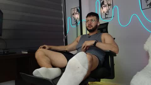 Snapshot of jaxon_blaze chatting on October 2025 05:19:02 AM Jaxon online show from October 2025 05:19:02 AM