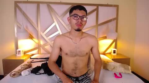 jaxon_carter online show from December 2025 01:02:01 AM