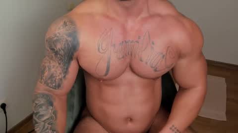 Snapshot of jaxonhunk chatting on January 2025 02:04:01 AM JaxonHunk online show from January 2025 02:04:01 AM