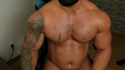 Snapshot of jaxonhunk chatting on May 2026 12:27:01 AM JaxonHunk online show from May 2026 12:27:01 AM