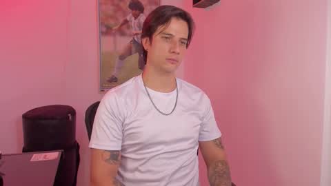 Snapshot of jayalvarrez_ chatting on February 2026 09:55:01 PM Jay Alvarrez online show from February 2026 09:55:01 PM