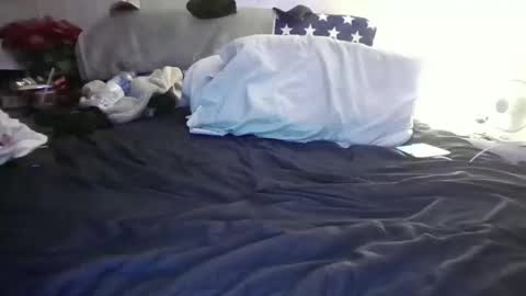 jaybeast98 online show from May 2026 12:51:01 AM