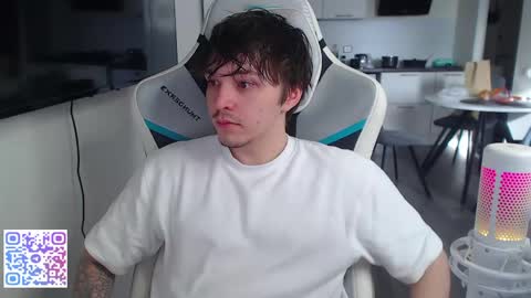 Jayce online show from May 2026 04:07:01 AM