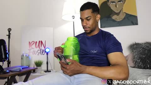 Jacobo online show from January 2025 01:03:01 AM