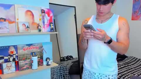 Snapshot of jayhotxxx chatting on May 2026 01:00:01 AM Jay online show from May 2026 01:00:01 AM