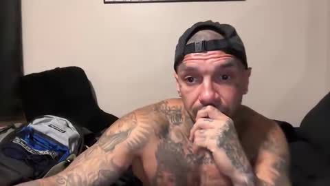 jayjaythebutcher23 online show from April 2026 03:52:01 AM