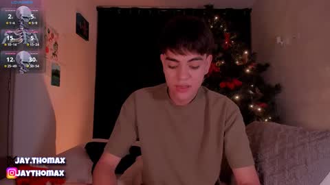 jaythomax online show from December 2024 01:39:01 AM