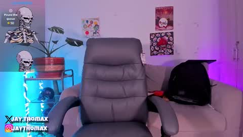 jaythomax online show from February 2025 08:55:01 PM