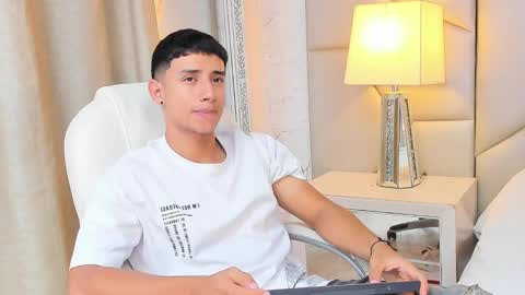 jaze_bradley online show from February 2025 02:46:01 PM