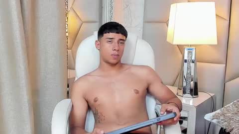 jaze_bradley online show from March 2025 02:44:02 PM