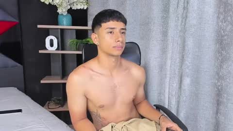 jaze_bradley online show from March 2025 12:43:01 PM