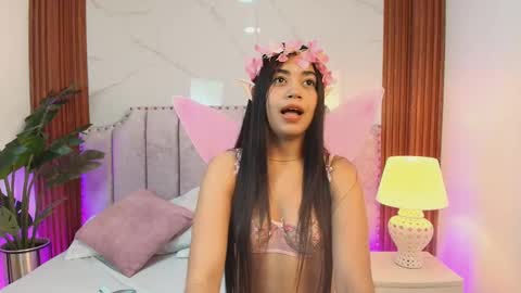 Jazmin online show from October 2025 08:10:01 PM