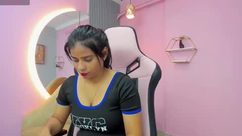 jazmin  online show from October 2025 10:59:01 AM