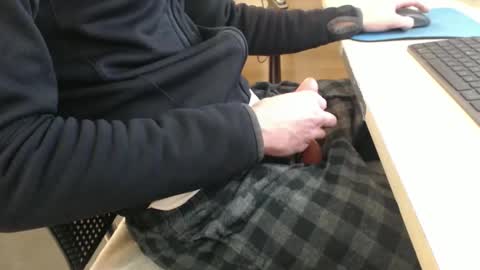 jc200000 online show from February 2026 06:25:01 PM