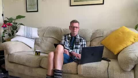 Jon online show from April 2026 02:40:02 PM