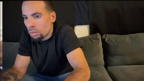 JcMax305 online show from April 2026 07:04:01 PM