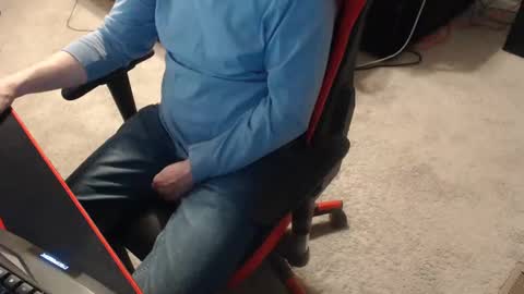 Jim online show from February 2025 11:06:02 PM