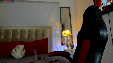 jhon online show from February 2025 04:36:02 AM