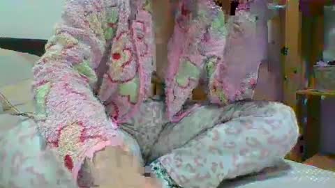 EJ Melody online show from February 2025 06:16:01 PM