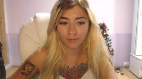 Snapshot of jean_monroe chatting on February 2025 01:45:02 AM Jean online show from February 2025 01:45:02 AM