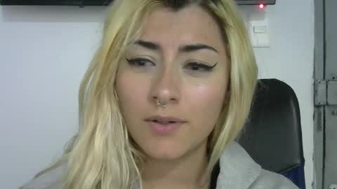 Snapshot of jean_monroe chatting on September 2025 10:11:01 PM Jean online show from September 2025 10:11:01 PM