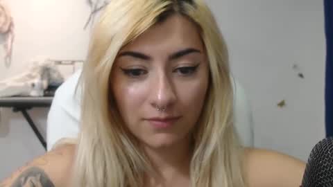 Snapshot of jean_monroe chatting on September 2025 11:07:01 PM Jean online show from September 2025 11:07:01 PM