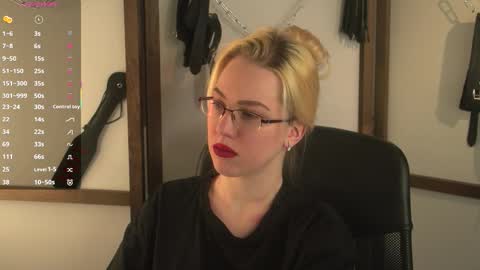 Snapshot of jeancoleex chatting on October 2025 06:44:02 AM Jean online show from October 2025 06:44:02 AM