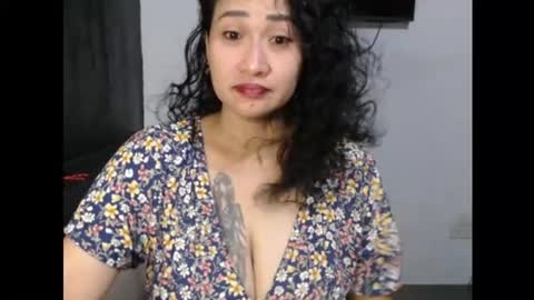 Snapshot of jeanerous_heart chatting on June 2026 01:38:02 AM Jean online show from June 2026 01:38:02 AM
