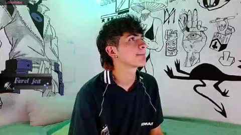 Jean online show from October 2025 07:34:02 PM