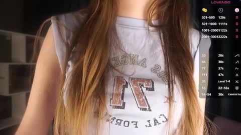 Haily online show from October 2025 06:51:01 PM