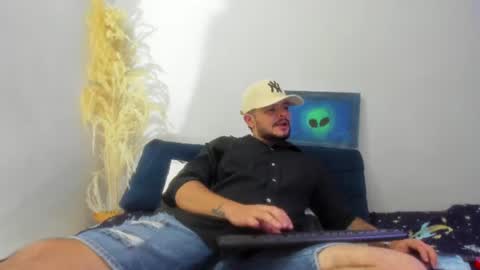 Snapshot of jeann_alex chatting on June 2026 02:09:01 AM Jean alex online show from June 2026 02:09:01 AM