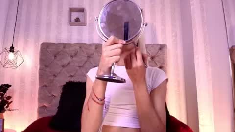 Snapshot of jeanne_holland chatting on July 2026 12:41:02 PM Jeanne Holland online show from July 2026 12:41:02 PM