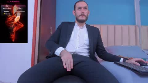 Jeanpiere online show from November 2025 03:42:02 AM