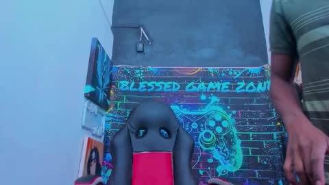 jeanpieroo26 online show from February 2026 07:32:02 PM