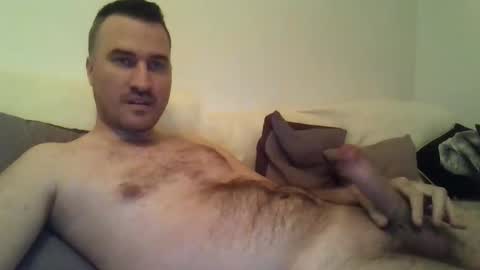 Snapshot of jebeni18 chatting on October 2025 07:03:01 PM somefucker6666 online show from October 2025 07:03:01 PM