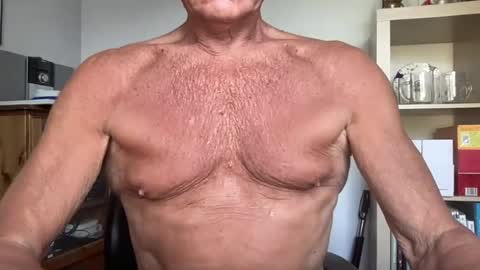 Snapshot of jeeves200 chatting on August 2026 07:51:01 AM Sensual Jeeves online show from August 2026 07:51:01 AM