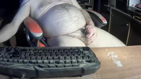 Snapshot of jeff_40962 chatting on September 2025 11:39:02 PM Jeffrey Sinclair online show from September 2025 11:39:02 PM