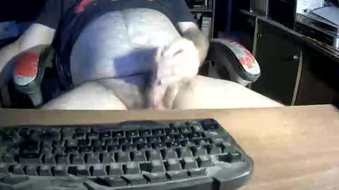 Snapshot of jeff_40962 chatting on October 2025 10:43:02 PM Jeffrey Sinclair online show from October 2025 10:43:02 PM