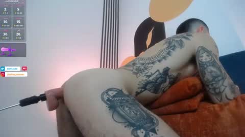 Snapshot of jeff_cube chatting on July 2026 05:59:02 AM Jeff and Mugi Independent model online show from July 2026 05:59:02 AM