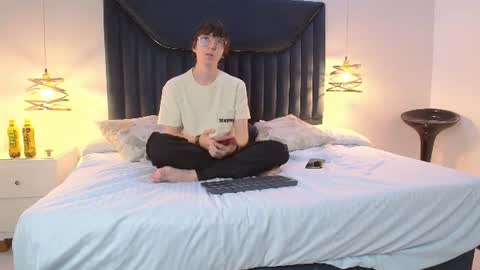 Snapshot of jeffbellfort chatting on July 2026 08:04:02 PM JeffBellfort online show from July 2026 08:04:02 PM